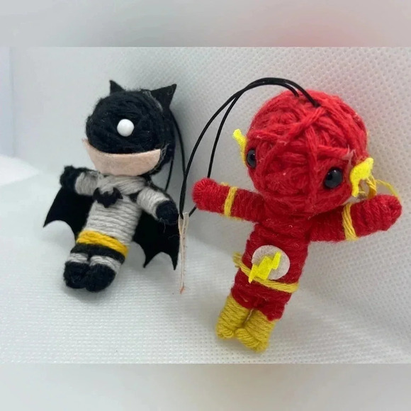 DC Comics - Batman & The Flash String Doll Keychain Voodoo Charm Figure - Picture 7 of 9